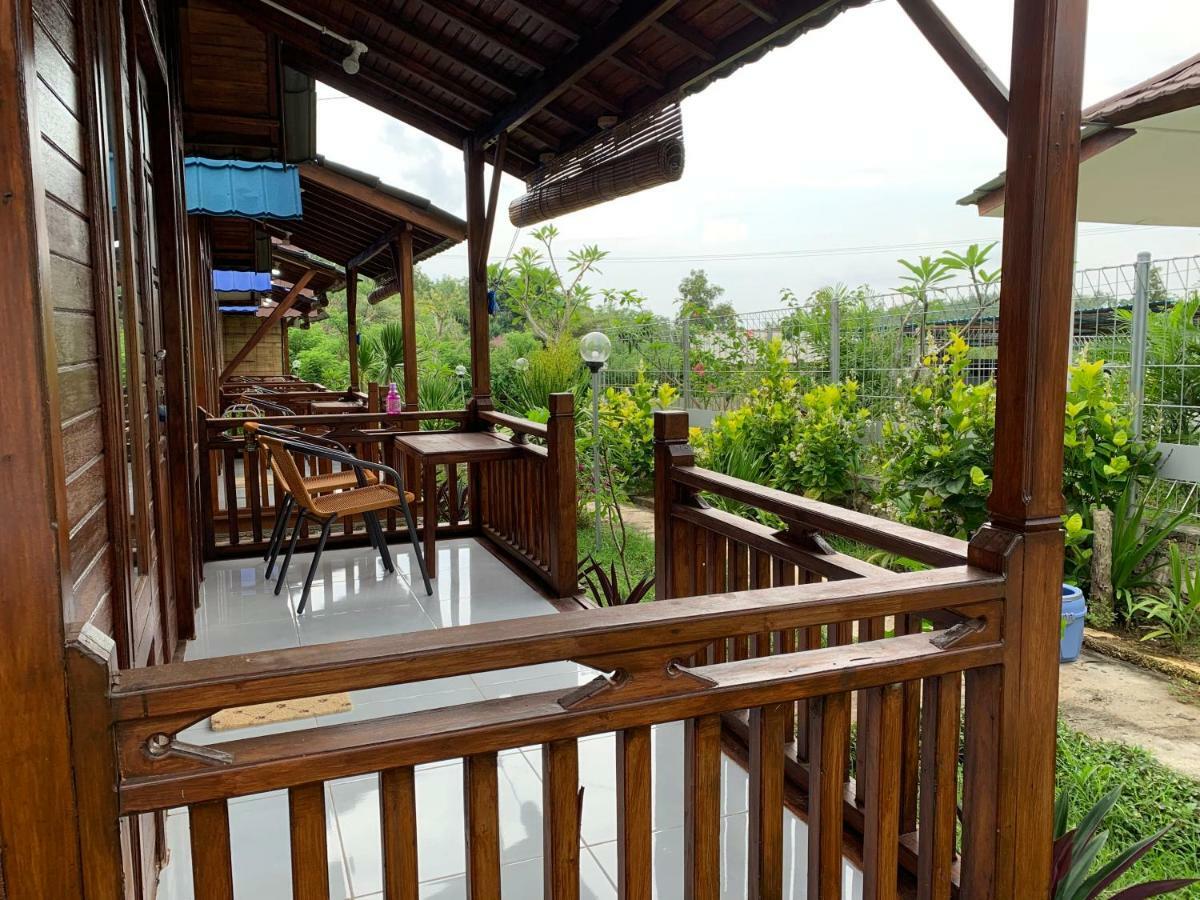 Tanah Penida Bungalows Ped ภายนอก รูปภาพ